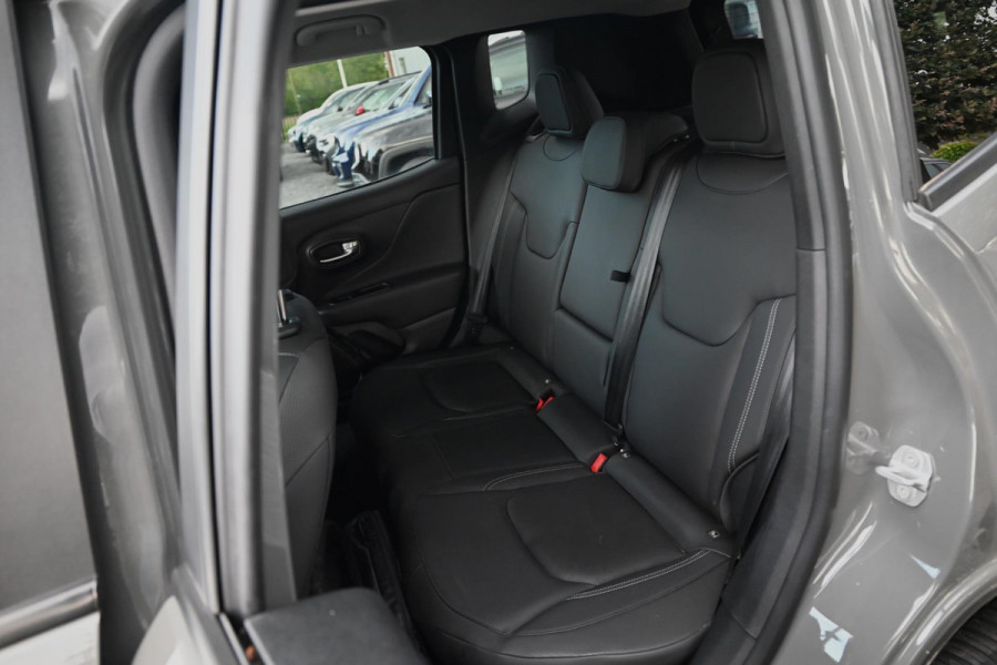 Jeep Renegade 1.3 T4 4xe Plug-in Hybrid Limited 190 PK Adaptive Leder Camera LED 17''