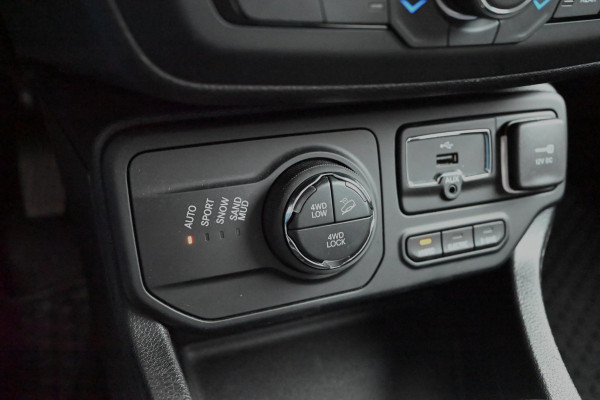 Jeep Renegade 1.3 T4 4xe Plug-in Hybrid Limited 190 PK Adaptive Leder Camera LED 17''