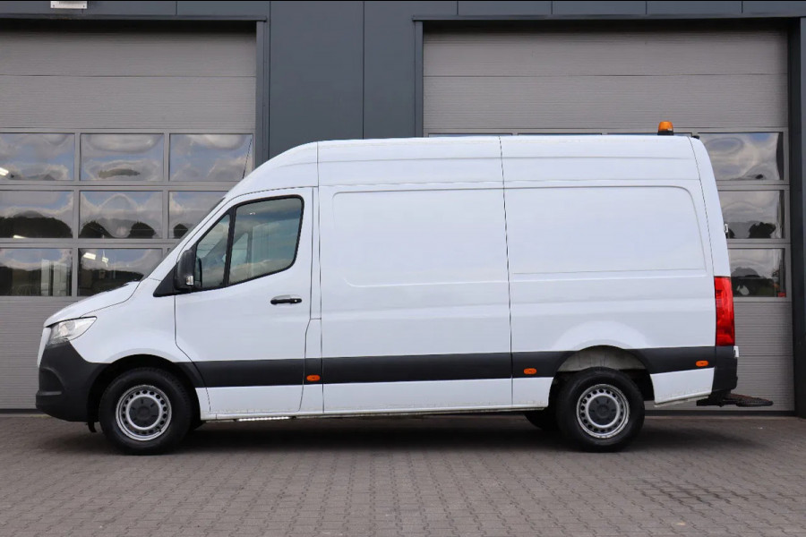 Mercedes-Benz Sprinter 314 CDi L2H2 l AUTOMAAT l WERKPLAATSINRICHTING l CARPLAY l TREKHAAK