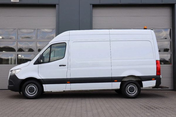 Mercedes-Benz Sprinter 314 CDi L2H2 l AUTOMAAT l WERKPLAATSINRICHTING l CARPLAY l TREKHAAK