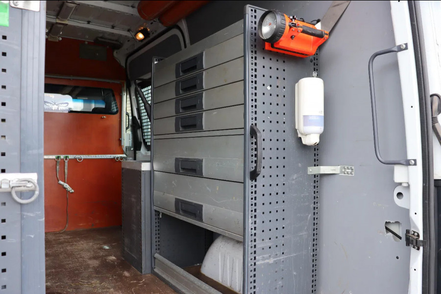 Mercedes-Benz Sprinter 314 CDi L2H2 l AUTOMAAT l WERKPLAATSINRICHTING l CARPLAY l TREKHAAK