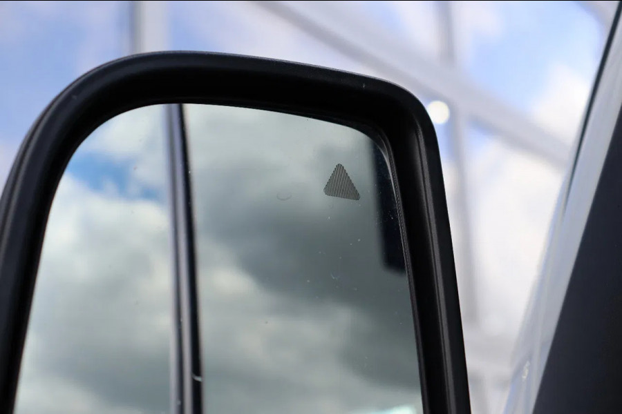 Mercedes-Benz Sprinter 314 CDi L2H2 l AUTOMAAT l WERKPLAATSINRICHTING l CARPLAY l TREKHAAK