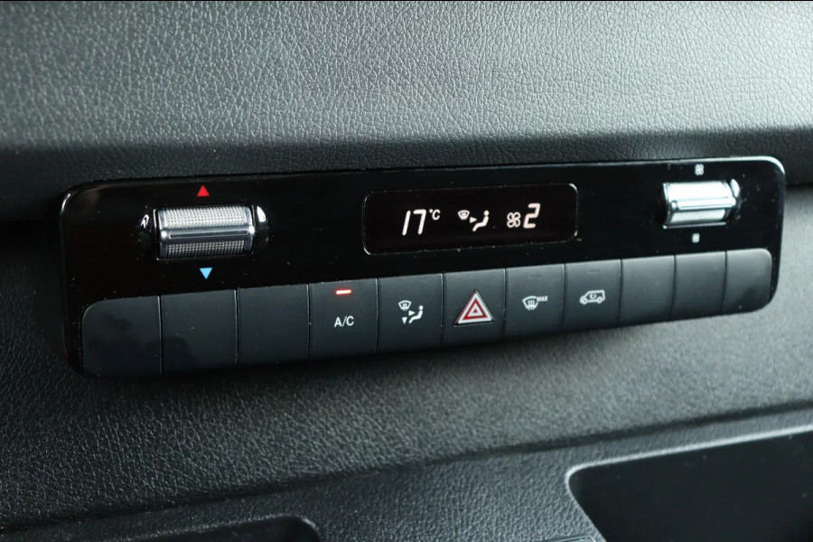 Mercedes-Benz Sprinter 314 CDi L2H2 l AUTOMAAT l WERKPLAATSINRICHTING l CARPLAY l TREKHAAK