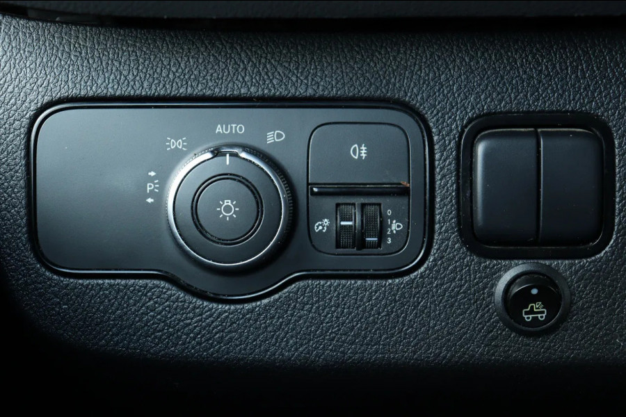 Mercedes-Benz Sprinter 314 CDi L2H2 l AUTOMAAT l WERKPLAATSINRICHTING l CARPLAY l TREKHAAK
