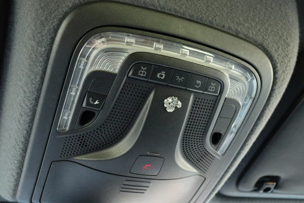 Mercedes-Benz Sprinter 314 CDi L2H2 l AUTOMAAT l WERKPLAATSINRICHTING l CARPLAY l TREKHAAK