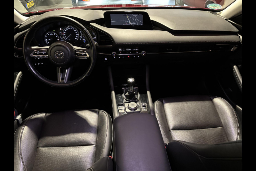Mazda 3 2.0 e-SkyActiv-G M Hybrid 122 Comfort met Bose DEALERONDERHOUDEN | LEDEREN BEKLEDING | 18" LM-VELGEN | NL-AUTO |