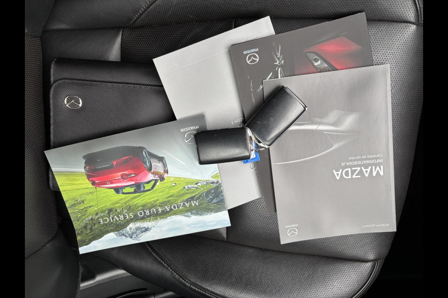 Mazda 3 2.0 e-SkyActiv-G M Hybrid 122 Comfort met Bose DEALERONDERHOUDEN | LEDEREN BEKLEDING | 18" LM-VELGEN | NL-AUTO |