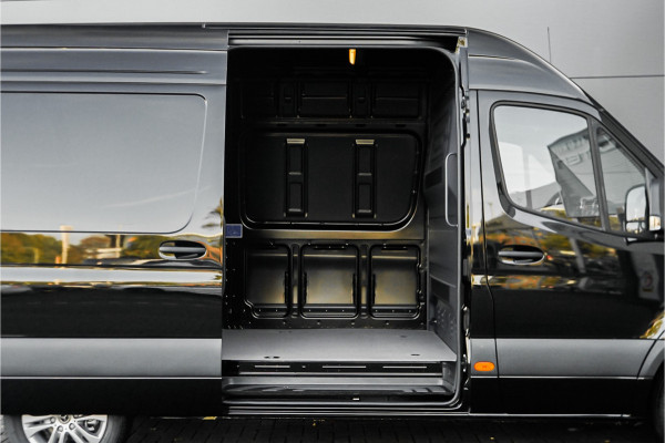 Mercedes-Benz Sprinter 319 1.9 CDI L2H2 RWD BPM Vrij Distronic Camera LED Navi Trekhaak 3.5T