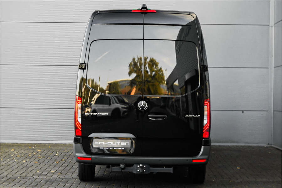 Mercedes-Benz Sprinter 319 1.9 CDI L2H2 RWD BPM Vrij Distronic Camera LED Navi Trekhaak 3.5T