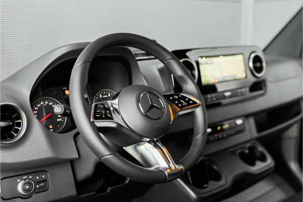 Mercedes-Benz Sprinter 319 1.9 CDI L2H2 RWD BPM Vrij Distronic Camera LED Navi Trekhaak 3.5T