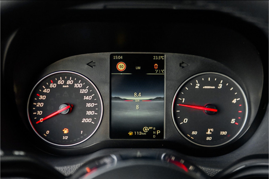 Mercedes-Benz Sprinter 319 1.9 CDI L2H2 RWD BPM Vrij Distronic Camera LED Navi Trekhaak 3.5T