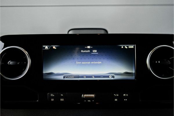 Mercedes-Benz Sprinter 319 1.9 CDI L2H2 RWD BPM Vrij Distronic Camera LED Navi Trekhaak 3.5T