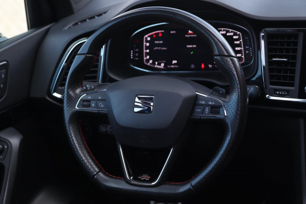 Seat Ateca 1.5 TSI FR / PANODAK / VIRTUAL / keyless / ACC / CARPLAY