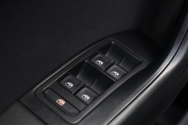 Seat Ateca 1.5 TSI FR / PANODAK / VIRTUAL / keyless / ACC / CARPLAY