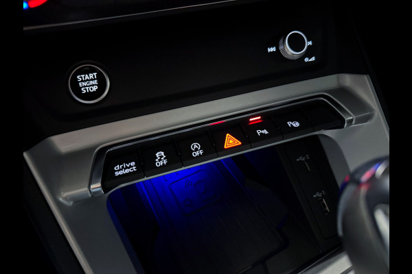 Audi Q3 Sportback 35 TFSI 3x-S-Line Keyless|Sfeer|Panorama|ACC|Dodehoekassist|