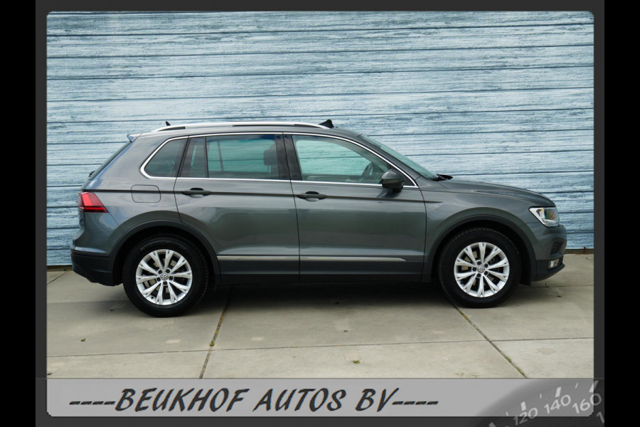 Volkswagen Tiguan 1.5 TSI ACT Business Panorama Carplay Navi