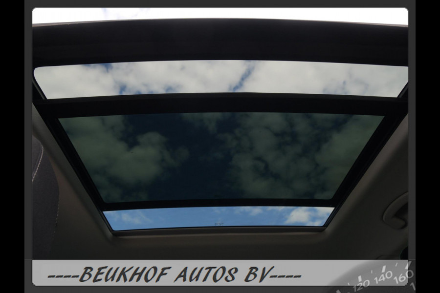 Volkswagen Tiguan 1.5 TSI ACT Business Panorama Carplay Navi
