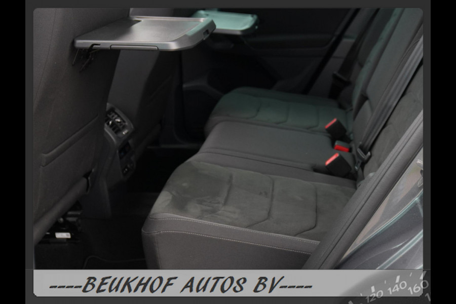 Volkswagen Tiguan 1.5 TSI ACT Business Panorama Carplay Navi
