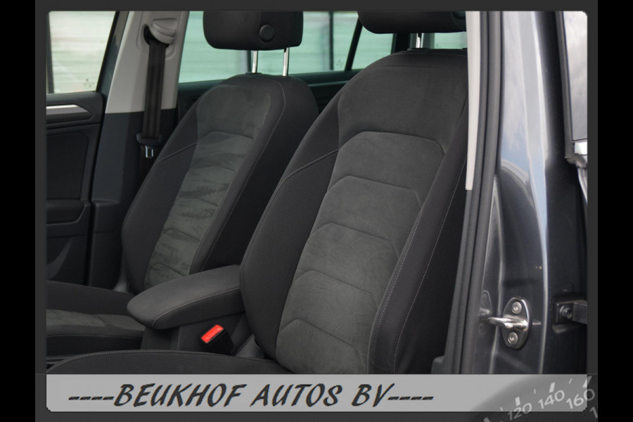 Volkswagen Tiguan 1.5 TSI ACT Business Panorama Carplay Navi