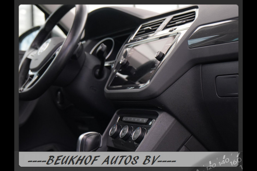 Volkswagen Tiguan 1.5 TSI ACT Business Panorama Carplay Navi