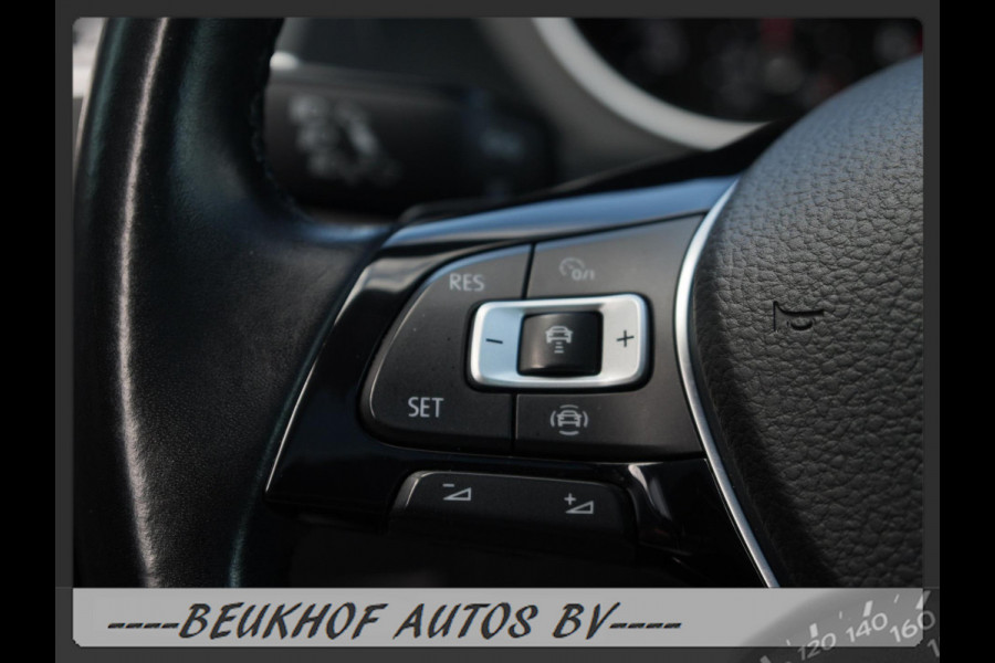 Volkswagen Tiguan 1.5 TSI ACT Business Panorama Carplay Navi