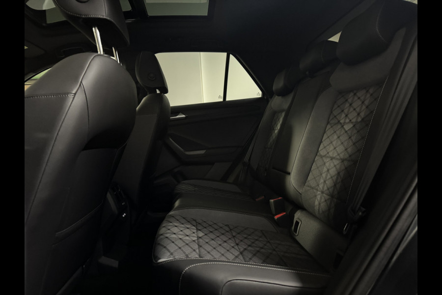Volkswagen T-Roc 1.5 TSI 3x R-Line Keyless|IQ|Panorama|DriveSelect|Dodehoek|Camera