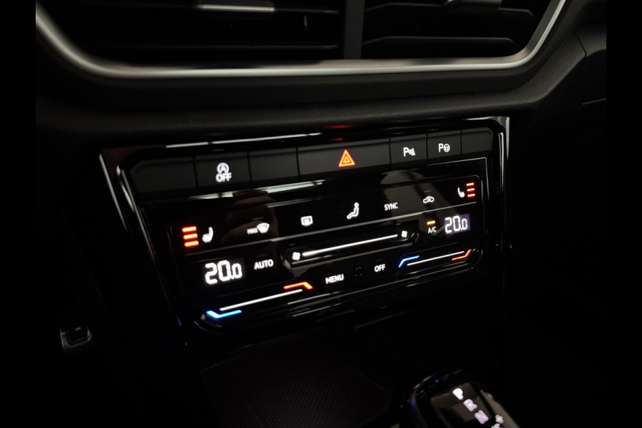 Volkswagen T-Roc 1.5 TSI 3x R-Line Keyless|IQ|Panorama|DriveSelect|Dodehoek|Camera