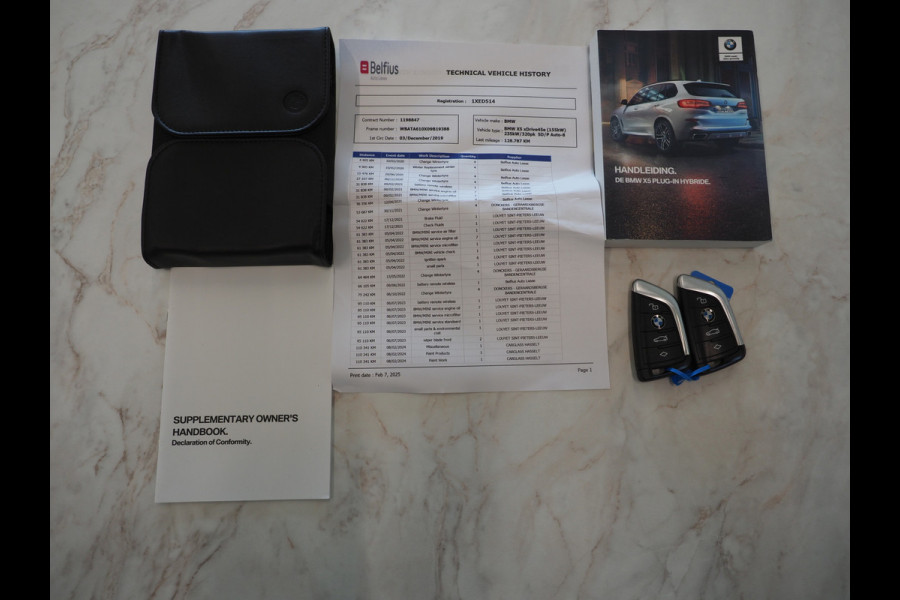 BMW X5 xDrive45e Full Black | Panoramadak | Luchtvering | Harman/Kardon | 360 | Keyless | Adaptive