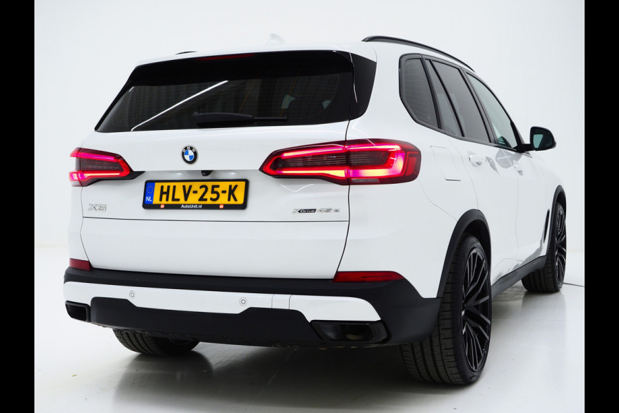 BMW X5 xDrive45e Full Black | Panoramadak | Luchtvering | Harman/Kardon | 360 | Keyless | Adaptive
