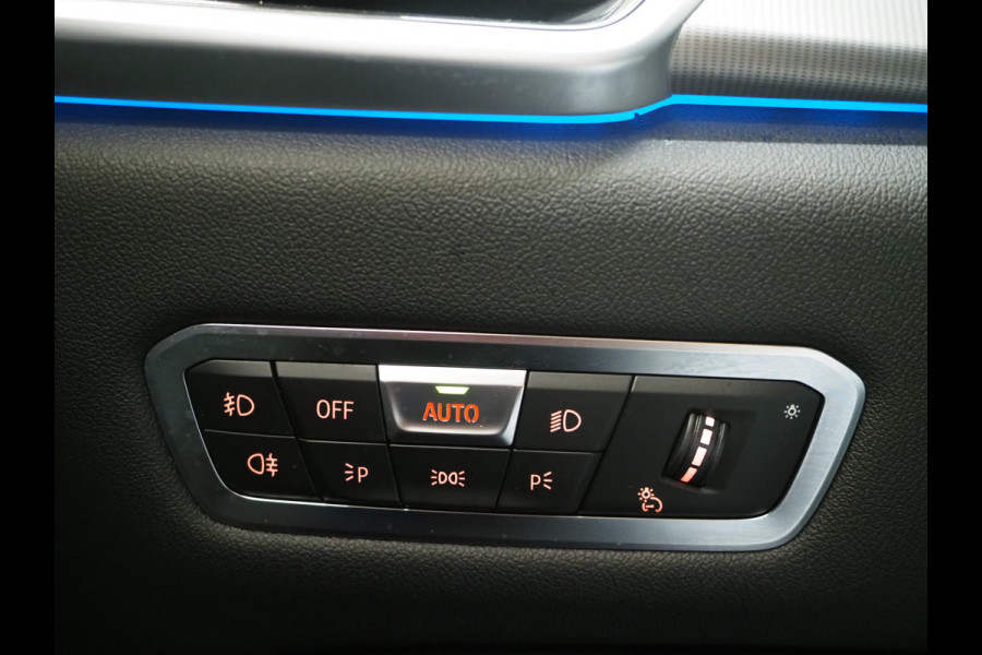 BMW X5 xDrive45e Full Black | Panoramadak | Luchtvering | Harman/Kardon | 360 | Keyless | Adaptive