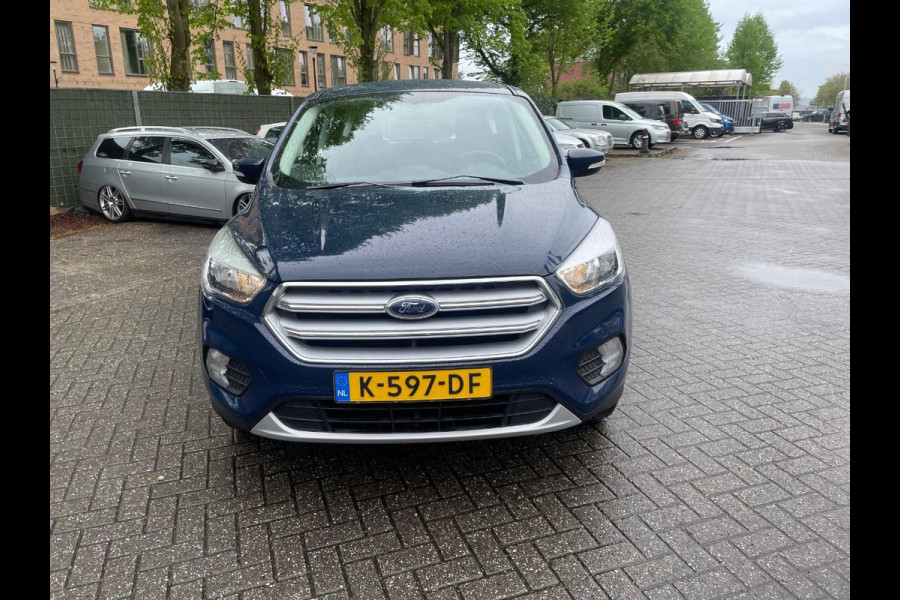 Ford Kuga 1.5 EcoBoost Trend Essential | Trekhaak | Winter Pack | Airco
