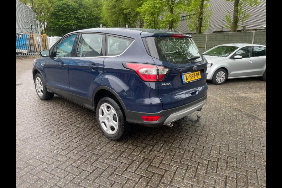 Ford Kuga 1.5 EcoBoost Trend Essential | Trekhaak | Winter Pack | Airco