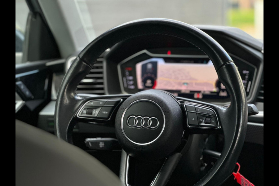 Audi A1 Sportback 35 TFSI 150 pk AUTOMAAT epic, vele opties, achteruitrijcamera, Nederlandse auto met nationale auto pas