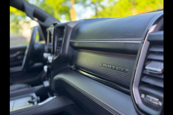Dodge Ram Pick Up 1500 5.7 Limited Night NL-AUTO