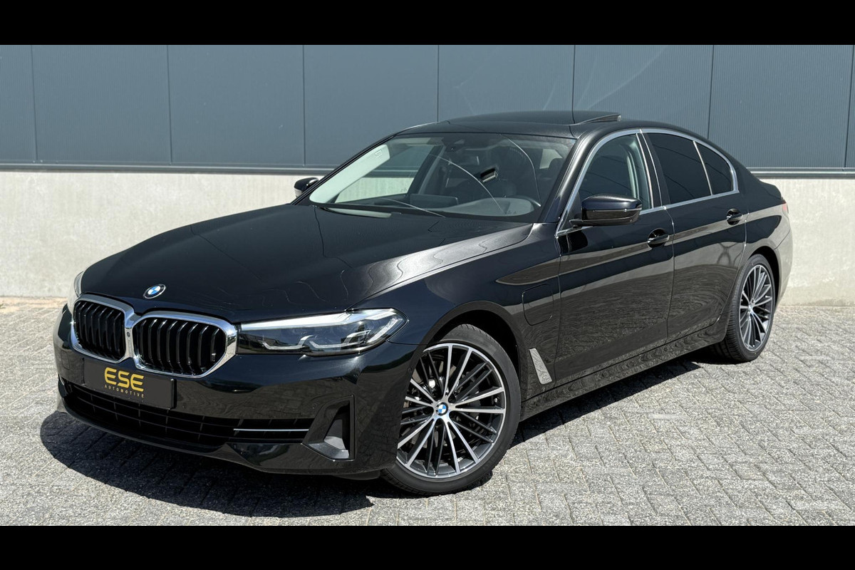 BMW 5 Serie 530e Executive | Facelift | Schuif/kantel BMW 5 Serie 530e Executive | Facelift | Schuif/kantel