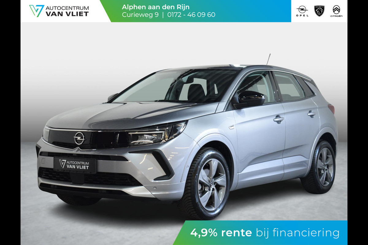 Opel Grandland 1.2 Turbo CARPLAY | PARKEERSENSOREN | WINTERPAKKET | E.C.C. | 16.837km Opel Grandland 1.2 Turbo CARPLAY | PARKEERSENSOREN | WINTERPAKKET | E.C.C. | 16.837km