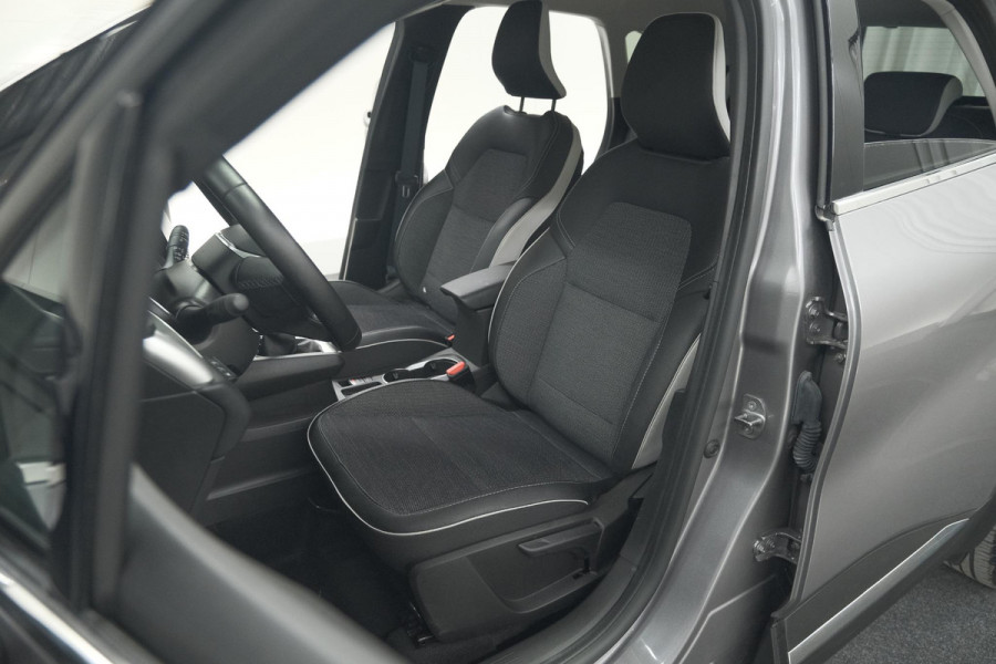 Renault Captur TCe 90 Techno | 360 Camera | Navigatie | 9.3 Inch Groot Scherm | Apple Carplay | Parkeersensoren