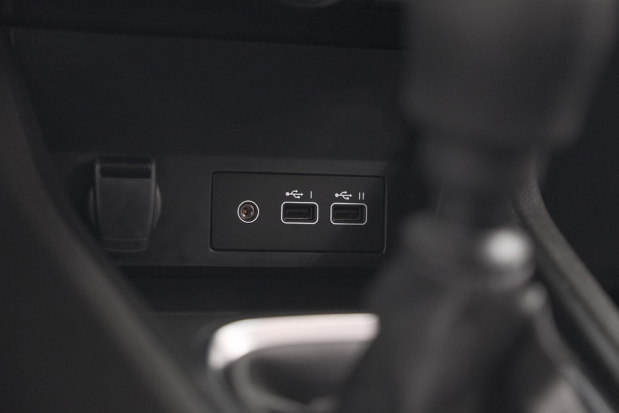 Renault Captur TCe 90 Techno | 360 Camera | Navigatie | 9.3 Inch Groot Scherm | Apple Carplay | Parkeersensoren