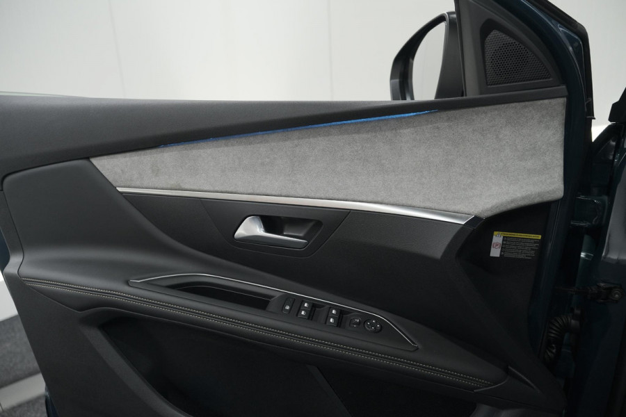 Peugeot 3008 HYbrid 136 e-DCS6 GT | 360 Camera | Adaptieve Cruise Control | Dodehoekdetectie