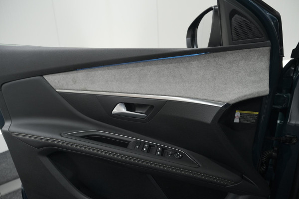 Peugeot 3008 HYbrid 136 e-DCS6 GT | 360 Camera | Adaptieve Cruise Control | Dodehoekdetectie