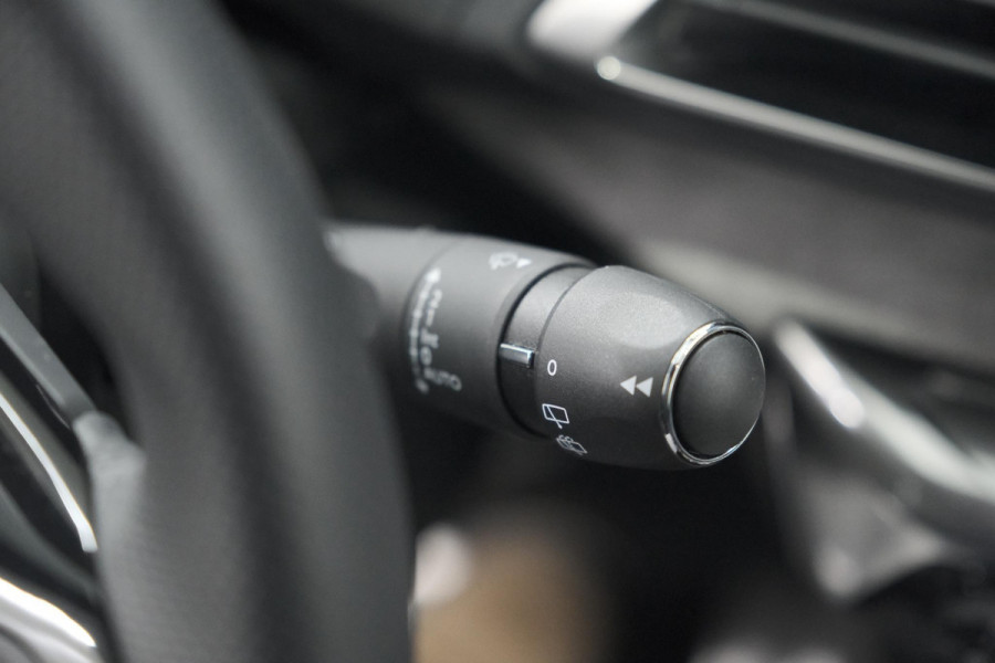 Peugeot 3008 HYbrid 136 e-DCS6 GT | 360 Camera | Adaptieve Cruise Control | Dodehoekdetectie