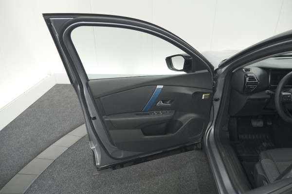 Citroën Ë-C4 Feel Pack 50 kWh | Camera | Navigatie | Apple Carplay | Parkeersensoren