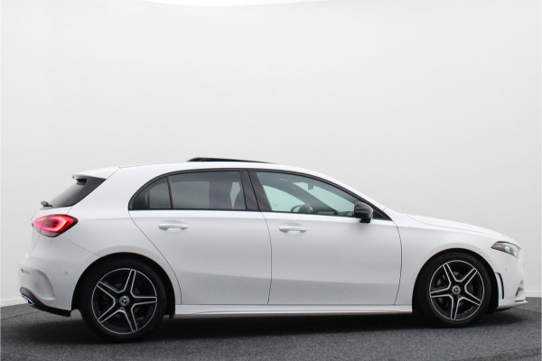 Mercedes-Benz A-Klasse 160 Business Solution AMG Panoramadak, Camera, Cruise, Apple Carplay, Virtual Cockpit, LED, 18''