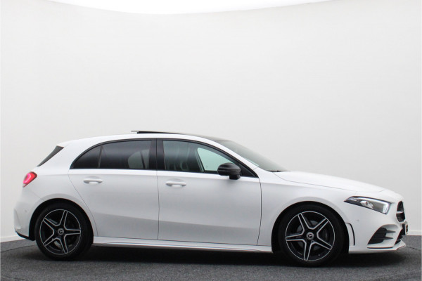 Mercedes-Benz A-Klasse 160 Business Solution AMG Panoramadak, Camera, Cruise, Apple Carplay, Virtual Cockpit, LED, 18''