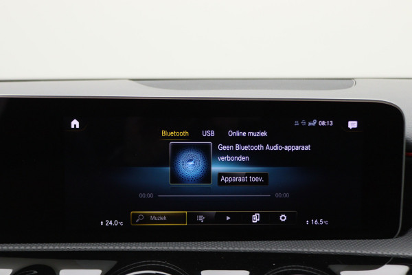Mercedes-Benz A-Klasse 160 Business Solution AMG Panoramadak, Camera, Cruise, Apple Carplay, Virtual Cockpit, LED, 18''