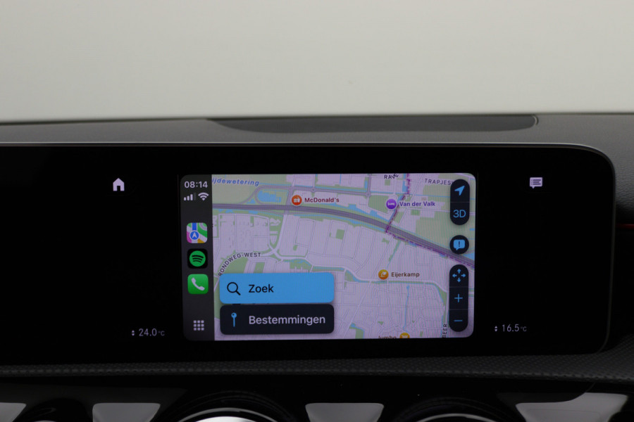 Mercedes-Benz A-Klasse 160 Business Solution AMG Panoramadak, Camera, Cruise, Apple Carplay, Virtual Cockpit, LED, 18''