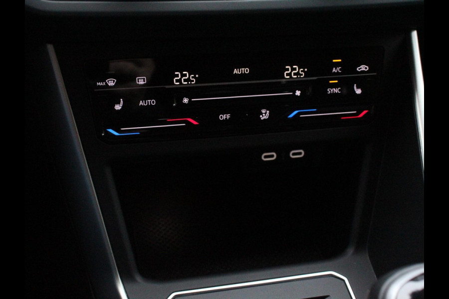 Volkswagen Polo 1.0 TSI Move Navigatie App Connect / Android Auto / Apple Carplay Climate Control Parkeer sensoren Lichtmetalen Velgen Dab Digitale Cockpit