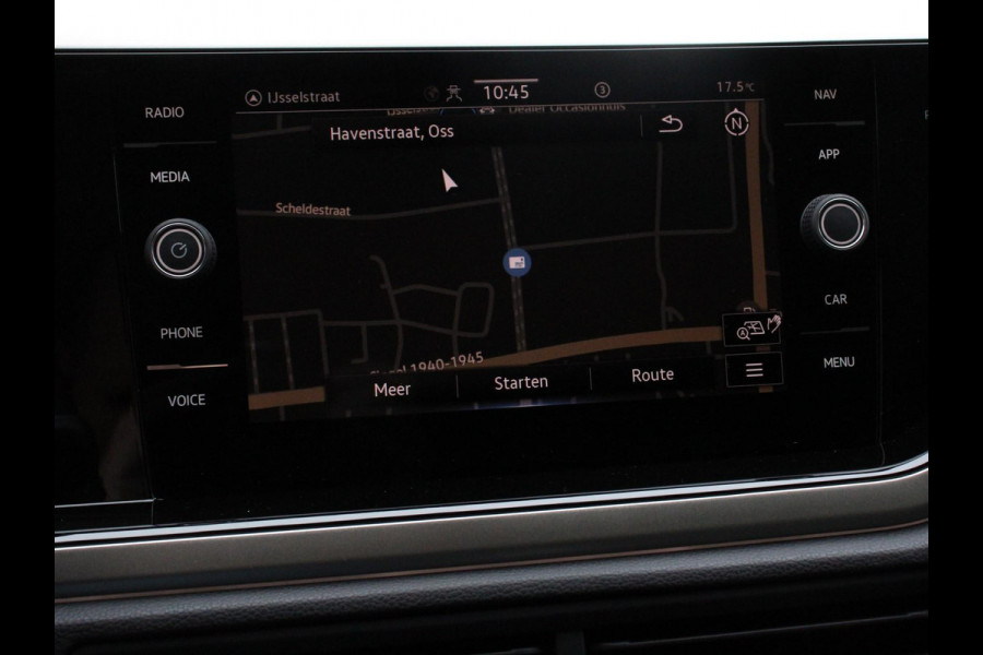 Volkswagen Polo 1.0 TSI Move Navigatie App Connect / Android Auto / Apple Carplay Climate Control Parkeer sensoren Lichtmetalen Velgen Dab Digitale Cockpit
