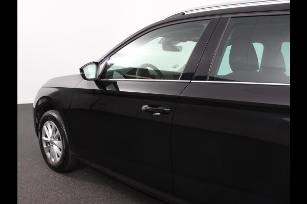 Škoda Kamiq 1.0 TSI 115pk Automaat Business Edition | Navigatie | Android Auto / Apple Carplay | Climate Control | Camera | Parkeer sensoren | Lichtmetalen Velgen | Dab | Digitale Cockpit | Keyless | Led | Cruise Control
