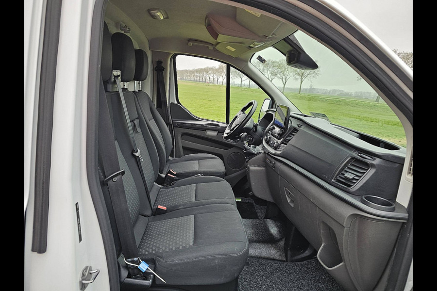 Ford Transit Custom 300 2.0 TDCI L2H1 Navi Euro6 Airco Euo6 3-Zits Oh-Historie 1e Eigenaar!